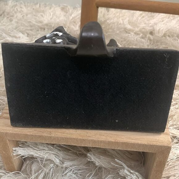 Park Designs Goldsboro, NC Cast Metal Glitter Trees Stocking Hanger - Picture 12 of 17